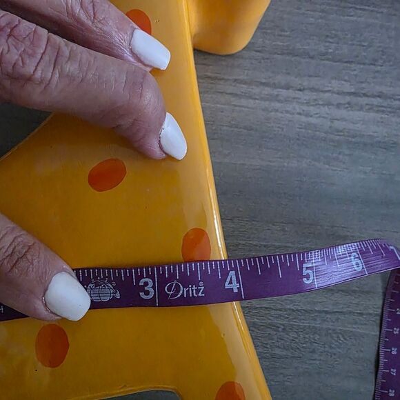 Yellow Giraffe Ceramic Coin Bank - Picture 4 of 12